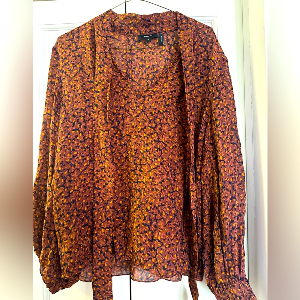 Theory Silk Blouson Sleeve Top in Autumn Floral Size Medium